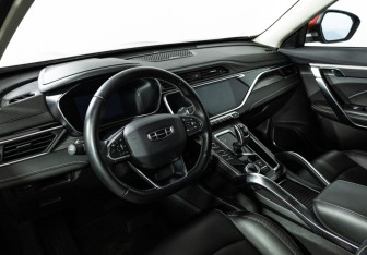 Подержанный автомобиль Geely Atlas Pro 2023 года (11 фото)