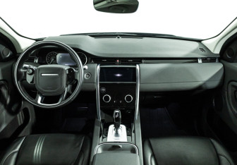 Подержанный автомобиль Land Rover Discovery Sport 2019 года (13 фото)