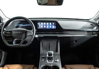 Подержанный автомобиль Omoda C5 2022 года (13 фото)