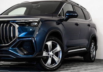Подержанный автомобиль Geely Okavango 2023 года (2 фото)