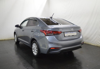 Подержанный автомобиль Hyundai Solaris Sedan 2018 года (7 фото)