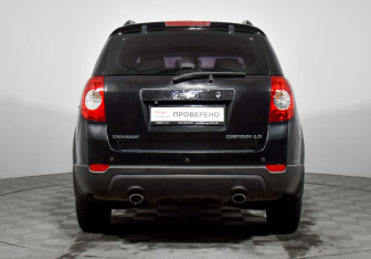 Подержанный автомобиль Chevrolet Captiva 2013 года (6 фото)