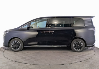 Новый Hongqi HQ9 2025 (3 фото)