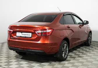 Подержанный автомобиль LADA (ВАЗ) Vesta Sedan 2018 года (5 фото)