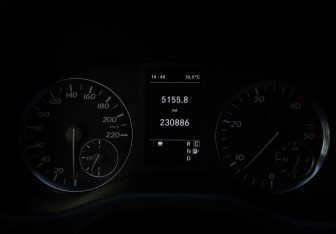 Подержанный автомобиль Mercedes-Benz Vito 2016 года (15 фото)