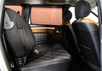 Подержанный автомобиль LADA (ВАЗ) Largus Wagon 2018 года (13 фото)