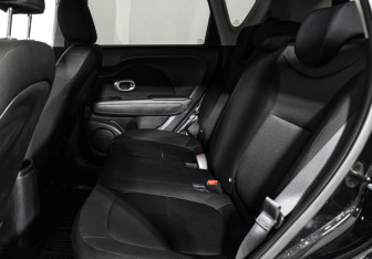 Подержанный автомобиль Kia Soul 2018 года (10 фото)