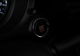 Подержанный автомобиль Mitsubishi Outlander 2018 года (15 фото)