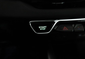 Подержанный автомобиль Geely Coolray 2023 года (20 фото)