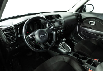Подержанный автомобиль Kia Soul 2016 года (11 фото)