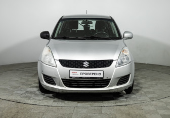 Подержанный автомобиль Suzuki Swift Hatchback 2011 года (2 фото)