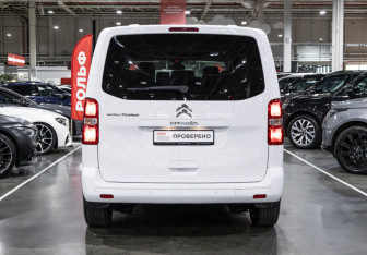 Подержанный автомобиль Citroen SpaceTourer 2021 года (8 фото)