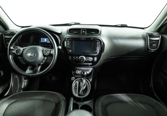 Подержанный автомобиль Kia Soul 2018 года (13 фото)