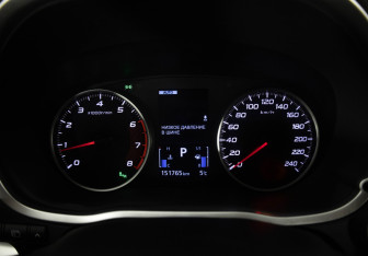 Подержанный автомобиль Mitsubishi Eclipse Cross 2019 года (14 фото)