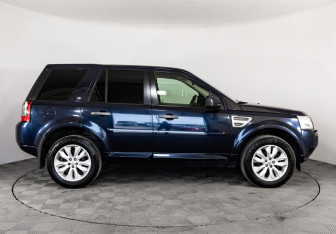 Подержанный автомобиль Land Rover Freelander 2010 года (4 фото)