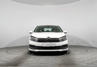 Подержанный автомобиль Citroen C4 Sedan 2018 года (2 фото)