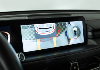 Подержанный автомобиль BMW X3 2018 года (16 фото)