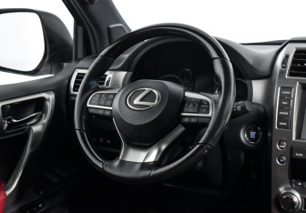 Подержанный автомобиль Lexus GX 2019 года (19 фото)