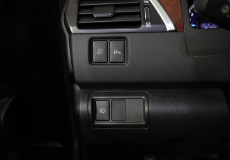 Подержанный автомобиль Toyota Camry Sedan 2011 года (17 фото)