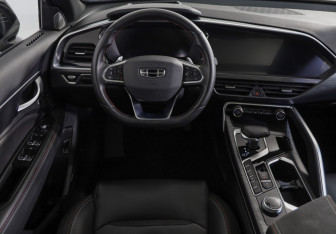 Подержанный автомобиль Geely Tugella 2023 года (11 фото)