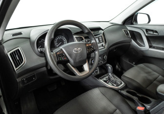 Подержанный автомобиль Hyundai Creta 2021 года (11 фото)