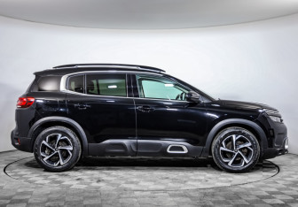 Подержанный автомобиль Citroen C5 Aircross 2020 года (4 фото)