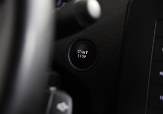 Подержанный автомобиль Renault Arkana 2021 года (16 фото)