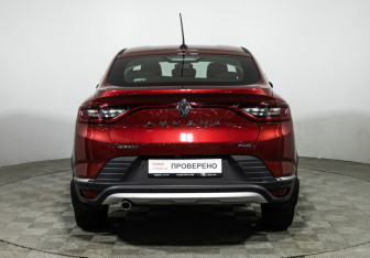 Подержанный автомобиль Renault Arkana 2019 года (6 фото)