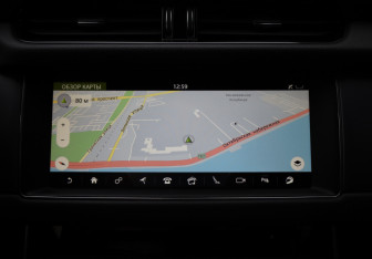 Подержанный автомобиль Jaguar XF Sedan 2017 года (20 фото)