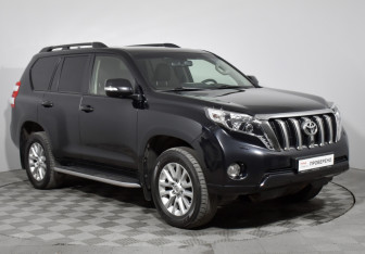 Подержанный автомобиль Toyota Land Cruiser Prado 2017 года (3 фото)