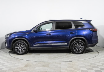 Подержанный автомобиль Chery Tiggo 8 Pro 2021 года (8 фото)
