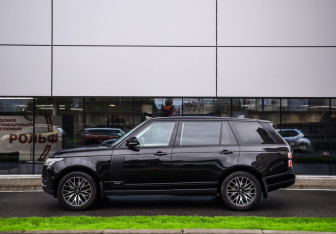 Подержанный автомобиль Land Rover Range Rover 2018 года (9 фото)