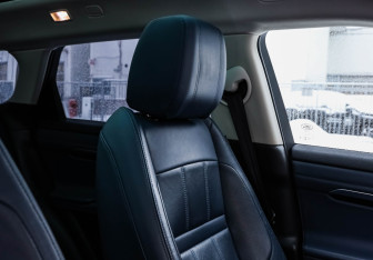 Подержанный автомобиль Land Rover Range Rover Evoque 2020 года (30 фото)