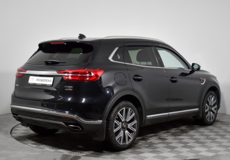 Подержанный автомобиль Hongqi HS5 2024 года (5 фото)