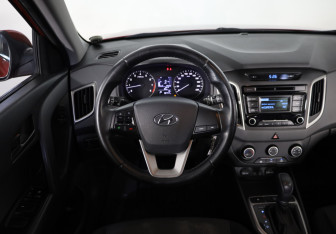 Подержанный автомобиль Hyundai Creta 2017 года (10 фото)