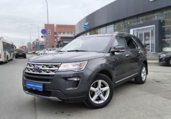 Подержанный автомобиль Ford Explorer 2018 года (1 фото)