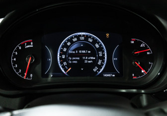 Подержанный автомобиль Opel Insignia Sedan 2013 года (12 фото)