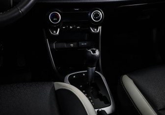 Подержанный автомобиль Kia Picanto 2022 года (14 фото)