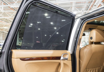 Подержанный автомобиль Porsche Cayenne 2007 года (28 фото)