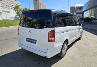 Подержанный автомобиль Mercedes-Benz Vito 2016 года (4 фото)