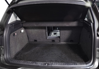 Подержанный автомобиль Volkswagen Tiguan 2016 года (25 фото)