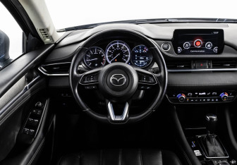 Подержанный автомобиль Mazda 6 Sedan 2021 года (11 фото)