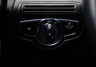 Подержанный автомобиль Mercedes-Benz GLC Coupe 2020 года (21 фото)