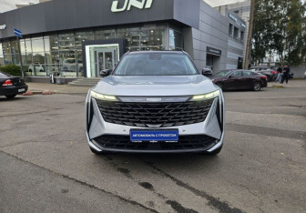 Подержанный автомобиль Geely Atlas 2024 года (2 фото)