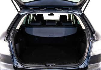 Подержанный автомобиль Mazda CX-7 2011 года (19 фото)