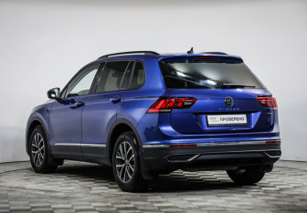 Подержанный автомобиль Volkswagen Tiguan 2021 года (7 фото)