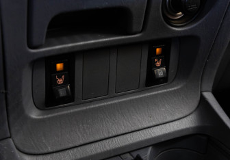 Подержанный автомобиль Toyota RAV4 2000 года (14 фото)