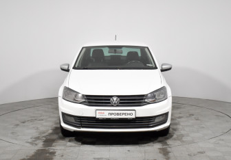 Подержанный автомобиль Volkswagen Polo Sedan 2019 года (2 фото)