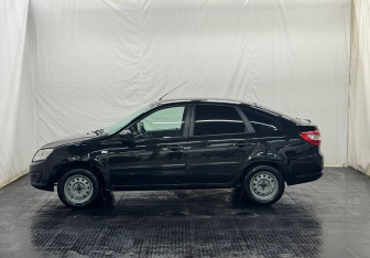 Подержанный автомобиль LADA (ВАЗ) Granta Liftback 2014 года (8 фото)