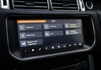 Подержанный автомобиль Land Rover Range Rover 2017 года (17 фото)